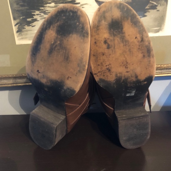 Breckelle's Crisscross Strap Booties in Tan - Picture 5 of 6